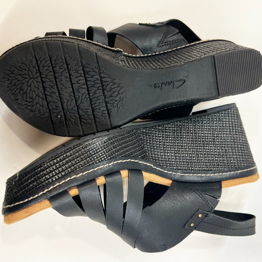 Women's Clark Sandals - Picture 2 of 4